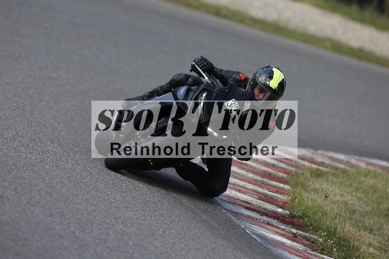 /Archiv-2023/47 24.07.2023 Track Day Motos Dario - Moto Club Anneau du Rhin/33